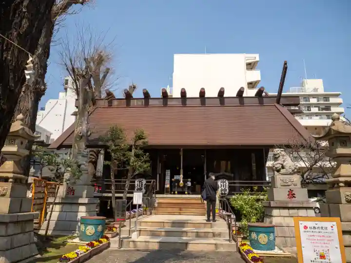 高円寺氷川神社の{uncategorized: "未分類", other: "その他", undefined: "問題あり", building: "その他建物", grave: "お墓", sacred_gate: "鳥居", guardian: "狛犬", statue: "像", buddha: "仏像", history: "歴史", nature: "自然", garden: "庭園", animal: "動物", pagoda: "塔", temizu: "手水舎", mountain_gate: "山門・神門", sanctuary: "本殿・本堂", subordinate: "末社・摂社", art: "芸術", scenery: "景色", jizo: "地蔵", ema: "絵馬", goshuin: "御朱印", omikuji: "おみくじ", items: "授与品その他", amulet: "お守り", goshuincho: "御朱印帳", eats: "食事", festival: "お祭り", votive_dance: "神楽", shichigosan: "七五三参", wedding: "結婚式", experience: "体験その他", initially: "初詣", around: "周辺", anti_infection: "感染症対策"}