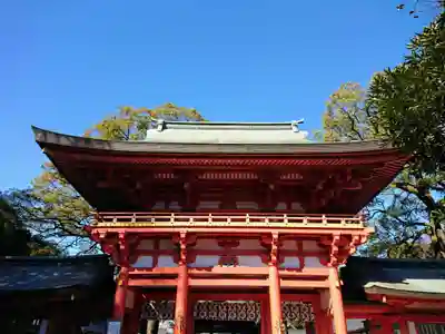 武蔵一宮氷川神社の山門・神門