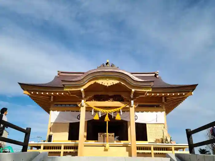 王塚神社の本殿