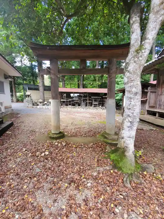 野巻椋神社の末社・摂社