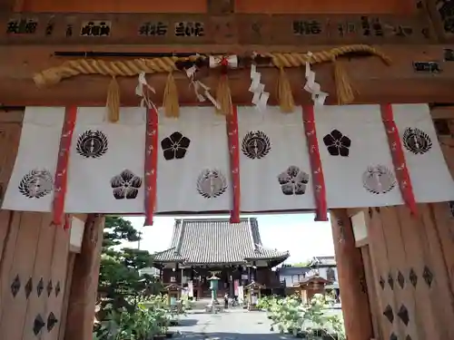 総持寺の山門・神門