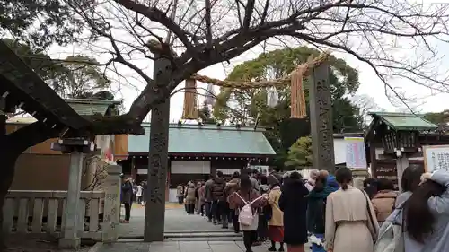 伊勢山皇大神宮の庭園