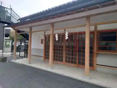 五方山熊野神社の{uncategorized: "未分類", other: "その他", undefined: "問題あり", building: "その他建物", grave: "お墓", sacred_gate: "鳥居", guardian: "狛犬", statue: "像", buddha: "仏像", history: "歴史", nature: "自然", garden: "庭園", animal: "動物", pagoda: "塔", temizu: "手水舎", mountain_gate: "山門・神門", sanctuary: "本殿・本堂", subordinate: "末社・摂社", art: "芸術", scenery: "景色", jizo: "地蔵", ema: "絵馬", goshuin: "御朱印", omikuji: "おみくじ", items: "授与品その他", amulet: "お守り", goshuincho: "御朱印帳", eats: "食事", festival: "お祭り", votive_dance: "神楽", shichigosan: "七五三参", wedding: "結婚式", experience: "体験その他", initially: "初詣", around: "周辺", anti_infection: "感染症対策"}