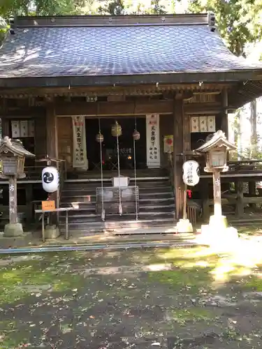 黒田原神社の本殿・本堂