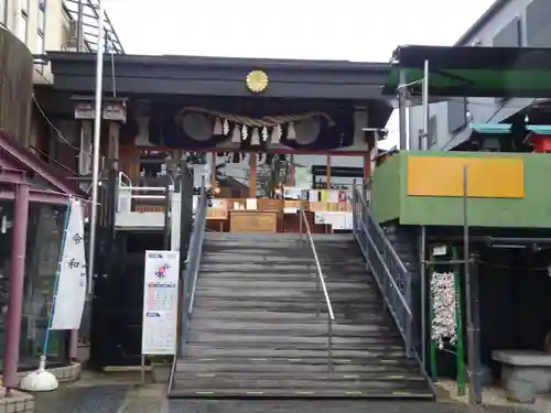 菊名神社の本殿・本堂
