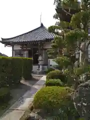 長福寺の本殿