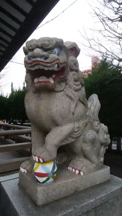 諏訪神社の狛犬