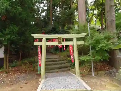 事任八幡宮の鳥居