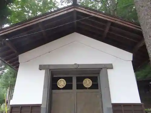鎮神社(長野県)