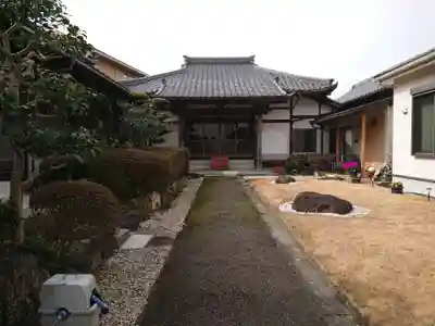 阿弥陀寺の本殿・本堂