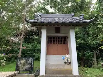 三峰神社の本殿・本堂