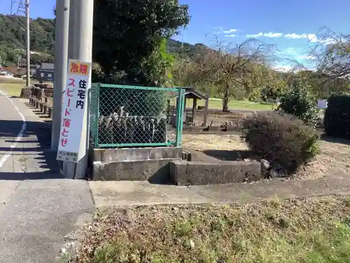 楽田原の三十三間堂の周辺