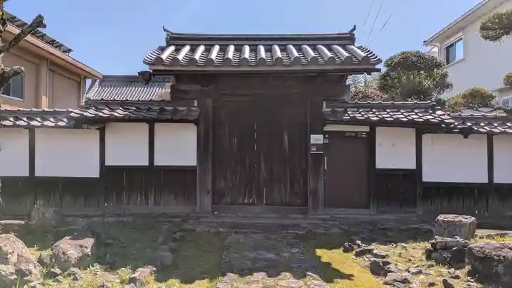 世尊寺(滋賀県)