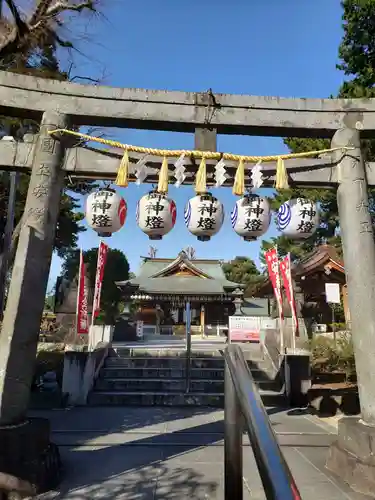 中野沼袋氷川神社の鳥居