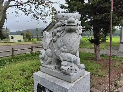 出雲神社の狛犬