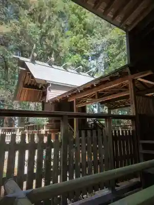 高岩神社の本殿・本堂