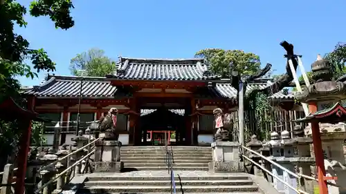 氷室神社の山門