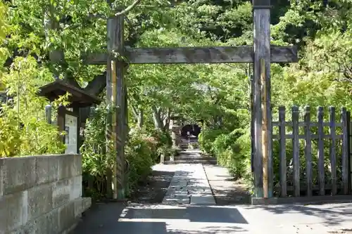 明王院の山門・神門