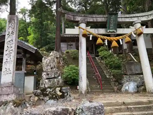 苅田彦神社の鳥居