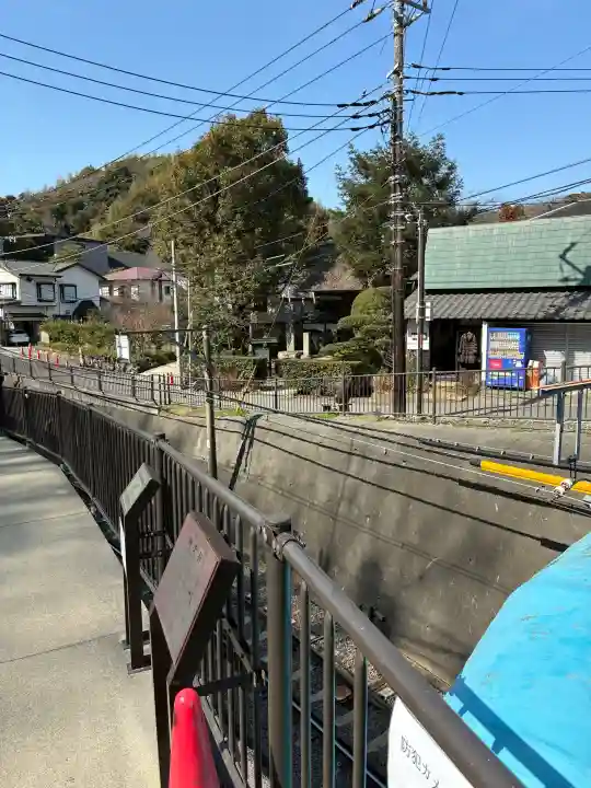 極楽寺(霊鷲山感應院極楽律寺)の{uncategorized: "未分類", other: "その他", undefined: "問題あり", building: "その他建物", grave: "お墓", sacred_gate: "鳥居", guardian: "狛犬", statue: "像", buddha: "仏像", history: "歴史", nature: "自然", garden: "庭園", animal: "動物", pagoda: "塔", temizu: "手水舎", mountain_gate: "山門・神門", sanctuary: "本殿・本堂", subordinate: "末社・摂社", art: "芸術", scenery: "景色", jizo: "地蔵", ema: "絵馬", goshuin: "御朱印", omikuji: "おみくじ", items: "授与品その他", amulet: "お守り", goshuincho: "御朱印帳", eats: "食事", festival: "お祭り", votive_dance: "神楽", shichigosan: "七五三参", wedding: "結婚式", experience: "体験その他", initially: "初詣", around: "周辺", anti_infection: "感染症対策"}