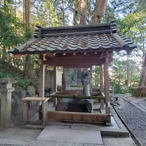 廣幡神社の手水舎