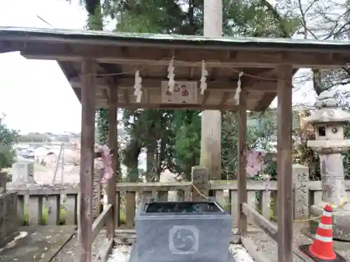 川田八幡神社の{uncategorized: "未分類", other: "その他", undefined: "問題あり", building: "その他建物", grave: "お墓", sacred_gate: "鳥居", guardian: "狛犬", statue: "像", buddha: "仏像", history: "歴史", nature: "自然", garden: "庭園", animal: "動物", pagoda: "塔", temizu: "手水舎", mountain_gate: "山門・神門", sanctuary: "本殿・本堂", subordinate: "末社・摂社", art: "芸術", scenery: "景色", jizo: "地蔵", ema: "絵馬", goshuin: "御朱印", omikuji: "おみくじ", items: "授与品その他", amulet: "お守り", goshuincho: "御朱印帳", eats: "食事", festival: "お祭り", votive_dance: "神楽", shichigosan: "七五三参", wedding: "結婚式", experience: "体験その他", initially: "初詣", around: "周辺", anti_infection: "感染症対策"}