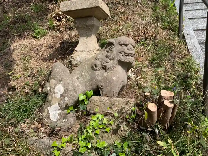 大宮賣神社の狛犬