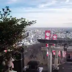 岐阜稲荷山本社の鳥居