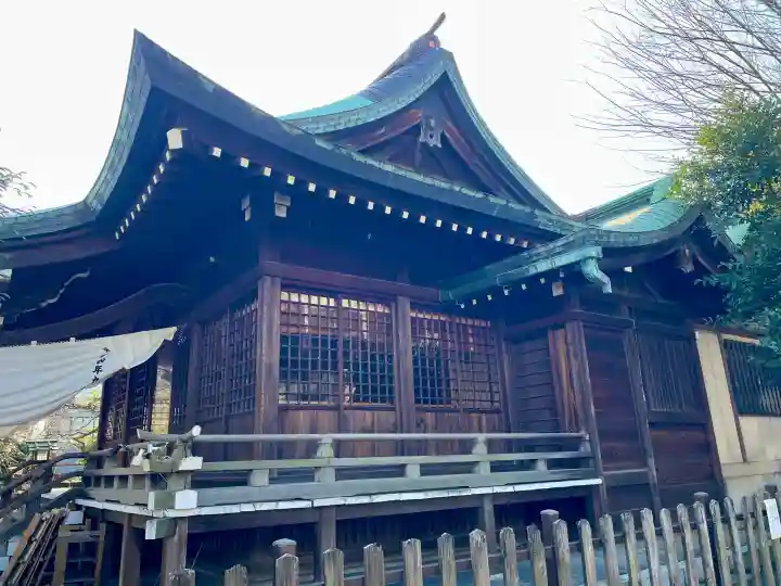 新宿下落合氷川神社の{uncategorized: "未分類", other: "その他", undefined: "問題あり", building: "その他建物", grave: "お墓", sacred_gate: "鳥居", guardian: "狛犬", statue: "像", buddha: "仏像", history: "歴史", nature: "自然", garden: "庭園", animal: "動物", pagoda: "塔", temizu: "手水舎", mountain_gate: "山門・神門", sanctuary: "本殿・本堂", subordinate: "末社・摂社", art: "芸術", scenery: "景色", jizo: "地蔵", ema: "絵馬", goshuin: "御朱印", omikuji: "おみくじ", items: "授与品その他", amulet: "お守り", goshuincho: "御朱印帳", eats: "食事", festival: "お祭り", votive_dance: "神楽", shichigosan: "七五三参", wedding: "結婚式", experience: "体験その他", initially: "初詣", around: "周辺", anti_infection: "感染症対策"}