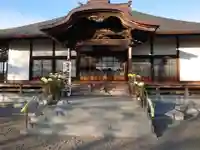 壬生寺の本殿・本堂