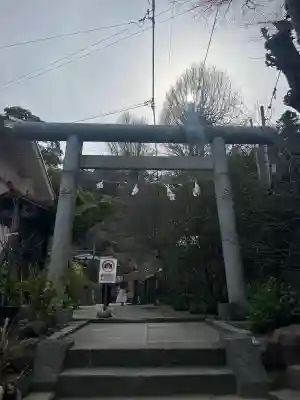 御霊神社の{uncategorized: "未分類", other: "その他", undefined: "問題あり", building: "その他建物", grave: "お墓", sacred_gate: "鳥居", guardian: "狛犬", statue: "像", buddha: "仏像", history: "歴史", nature: "自然", garden: "庭園", animal: "動物", pagoda: "塔", temizu: "手水舎", mountain_gate: "山門・神門", sanctuary: "本殿・本堂", subordinate: "末社・摂社", art: "芸術", scenery: "景色", jizo: "地蔵", ema: "絵馬", goshuin: "御朱印", omikuji: "おみくじ", items: "授与品その他", amulet: "お守り", goshuincho: "御朱印帳", eats: "食事", festival: "お祭り", votive_dance: "神楽", shichigosan: "七五三参", wedding: "結婚式", experience: "体験その他", initially: "初詣", around: "周辺", anti_infection: "感染症対策"}