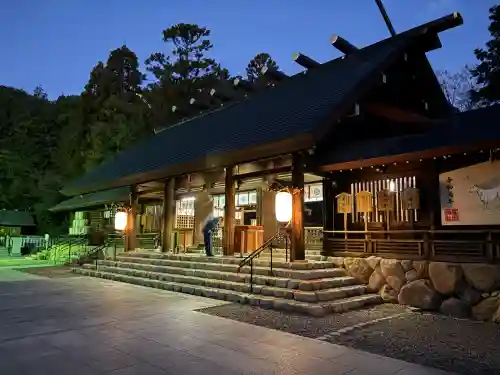 廣田神社の{uncategorized: "未分類", other: "その他", undefined: "問題あり", building: "その他建物", grave: "お墓", sacred_gate: "鳥居", guardian: "狛犬", statue: "像", buddha: "仏像", history: "歴史", nature: "自然", garden: "庭園", animal: "動物", pagoda: "塔", temizu: "手水舎", mountain_gate: "山門・神門", sanctuary: "本殿・本堂", subordinate: "末社・摂社", art: "芸術", scenery: "景色", jizo: "地蔵", ema: "絵馬", goshuin: "御朱印", omikuji: "おみくじ", items: "授与品その他", amulet: "お守り", goshuincho: "御朱印帳", eats: "食事", festival: "お祭り", votive_dance: "神楽", shichigosan: "七五三参", wedding: "結婚式", experience: "体験その他", initially: "初詣", around: "周辺", anti_infection: "感染症対策"}