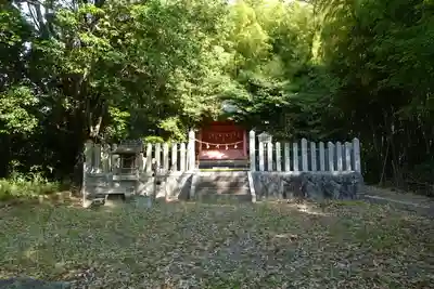 燕神社の本殿・本堂