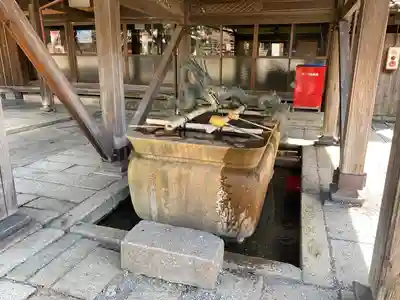 大通寺(長浜御坊)の手水舎
