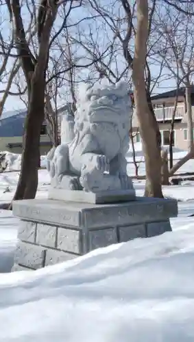 遠別神社の狛犬