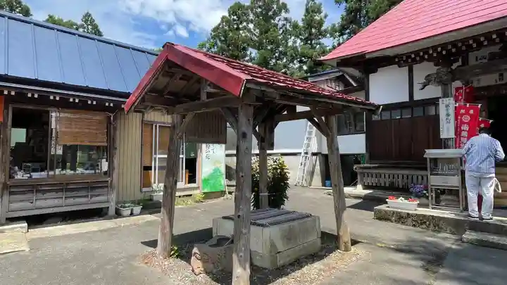 弘誓山 養泉寺(山形県)