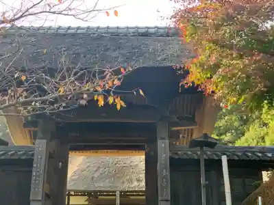 横浜 西方寺の山門・神門