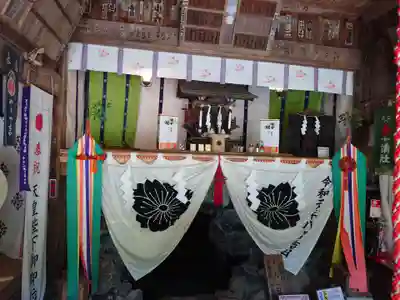 無戸室浅間神社(船津胎内神社)(山梨県)