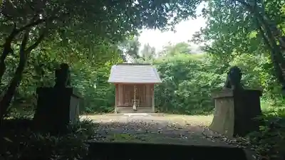 八雲神社・春日神社の本殿・本堂