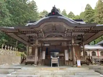甘南美寺の本殿・本堂