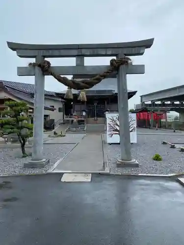 眞中神社の鳥居