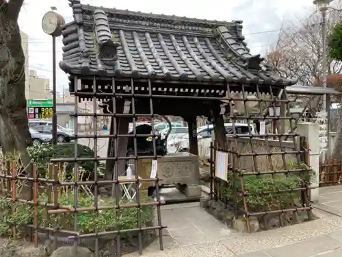 白山神社の手水舎