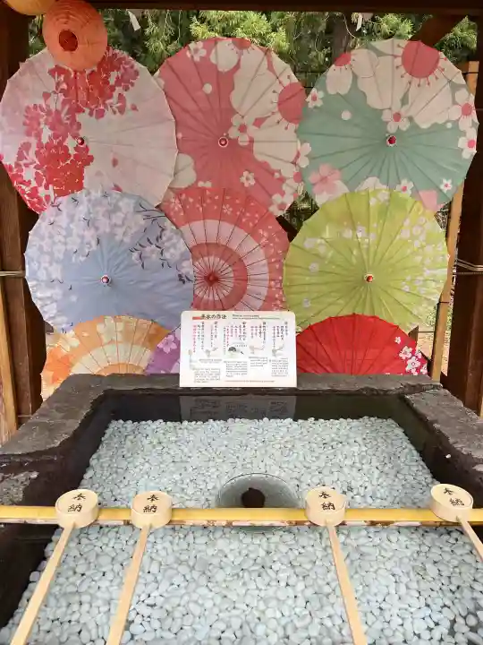 土津神社|こどもと出世の神さまの{uncategorized: "未分類", other: "その他", undefined: "問題あり", building: "その他建物", grave: "お墓", sacred_gate: "鳥居", guardian: "狛犬", statue: "像", buddha: "仏像", history: "歴史", nature: "自然", garden: "庭園", animal: "動物", pagoda: "塔", temizu: "手水舎", mountain_gate: "山門・神門", sanctuary: "本殿・本堂", subordinate: "末社・摂社", art: "芸術", scenery: "景色", jizo: "地蔵", ema: "絵馬", goshuin: "御朱印", omikuji: "おみくじ", items: "授与品その他", amulet: "お守り", goshuincho: "御朱印帳", eats: "食事", festival: "お祭り", votive_dance: "神楽", shichigosan: "七五三参", wedding: "結婚式", experience: "体験その他", initially: "初詣", around: "周辺", anti_infection: "感染症対策"}