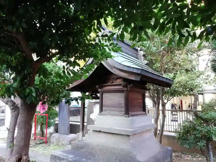 小松翁稲荷神社の本殿・本堂