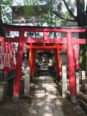 若宮八幡社の末社・摂社