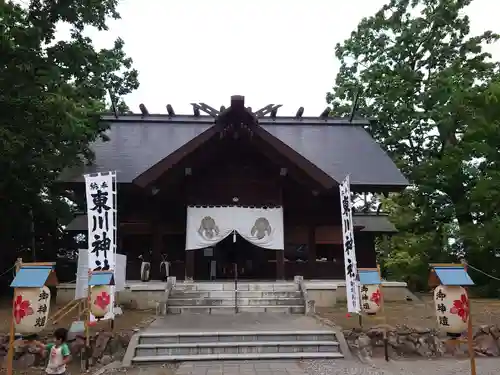 東川神社の本殿