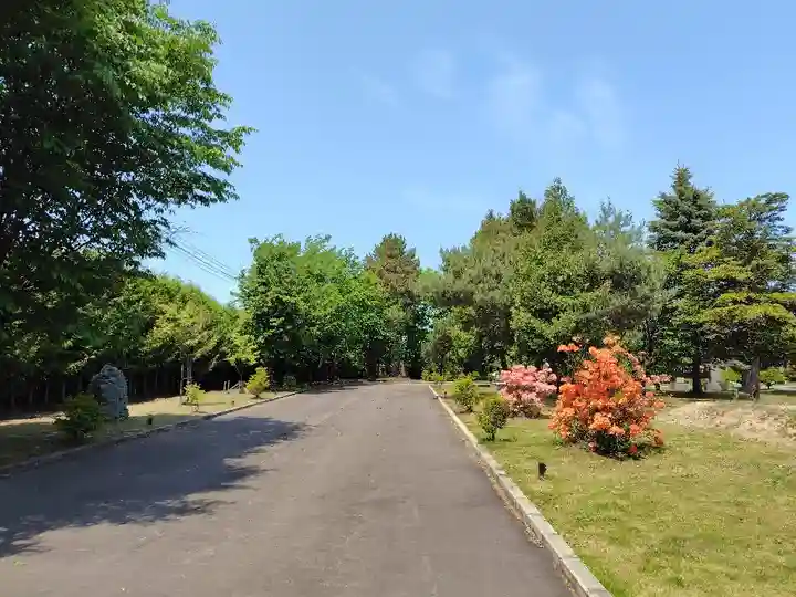 美瑛神社の庭園
