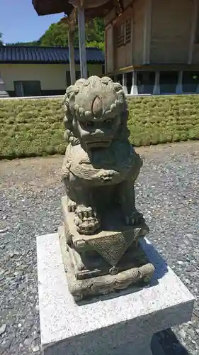 白鬚神社の狛犬