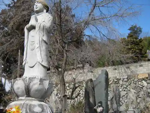 瑞岩寺の仏像