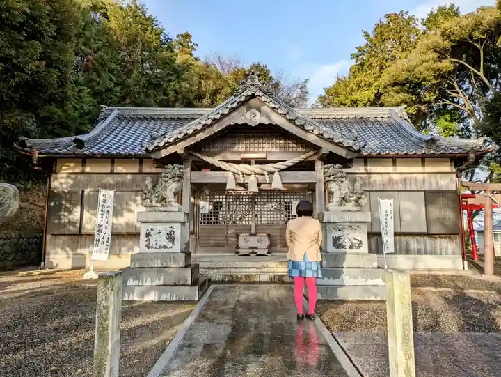 貴志神社の本殿・本堂